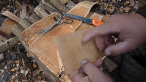 Как сделать берестяной туесок в лесу,своими руками.