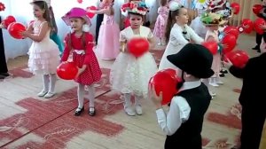 Танец с шарами для мамы