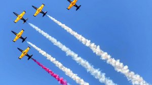 День Победы! Парад военной техники и авиа шоу пилотажной группы Русь