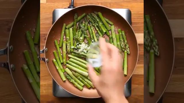 Shrimp and Asparagus Saute смотреть онлайн