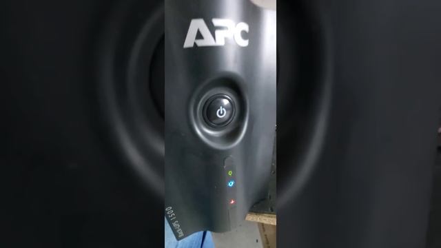 No-break APC piscando led da bateria e emitindo sonoro, o que pode ser? смотреть онлайн