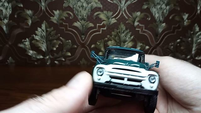 Купил под конверсию ЗиЛ-130 1:43 от Ultra Models смотреть онлайн