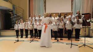 "Пливе човен" укр.нар. пісня в обр. М. Леонтовича