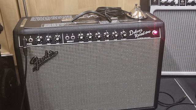 Fender 64 Deluxe Reverb смотреть онлайн