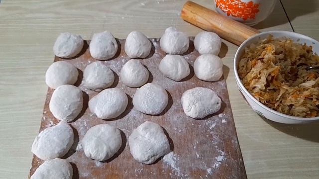 Первый день весны. Готовим вареники с картошкой и грибами смотреть онлайн