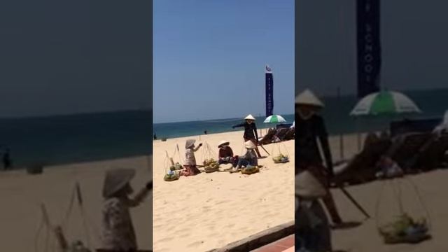 Эмоциональные вьетнамки на пляже. 2017 смотреть онлайн