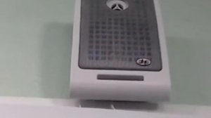 Колонка музыка на стене