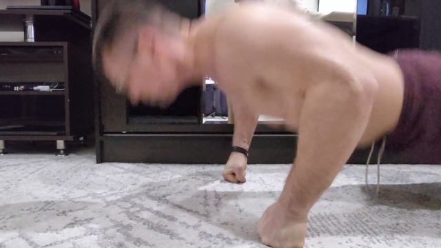 День 38, челендж на 2024 год! Отжимания каждый день. смотреть онлайн