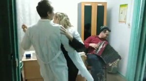 Игорь Растеряев снял клип с волгоградским фельдшером