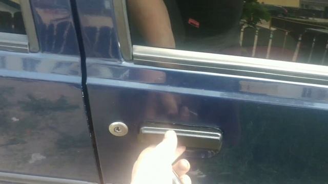 ЗАЗ Таврія(Славута). Заміна ручки дверей та тросіка блокування дверей. смотреть онлайн