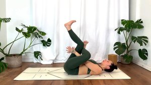 10 Minute Morning Yoga - Full Body Stretch - SUPER RELAXING!