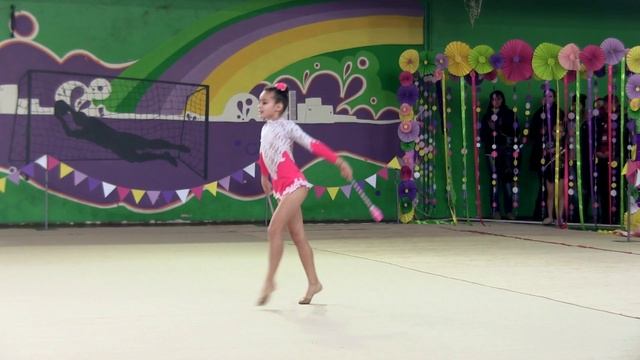 Стояновская Лера 2006 булавы смотреть онлайн