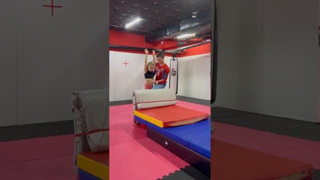 Обучаем акробатике в Кемерово смотреть онлайн