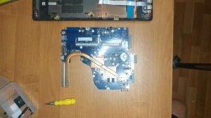 Acer Extensa EX2510G разборка, замена экрана, чистка системы охлаждения