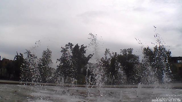 Мариуполь ⛵🏗️🍁⛲ ул.Артема, театральный сквер