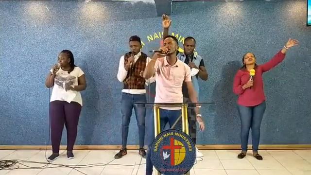 Geff Samba During a lunch hour service 1 смотреть онлайн