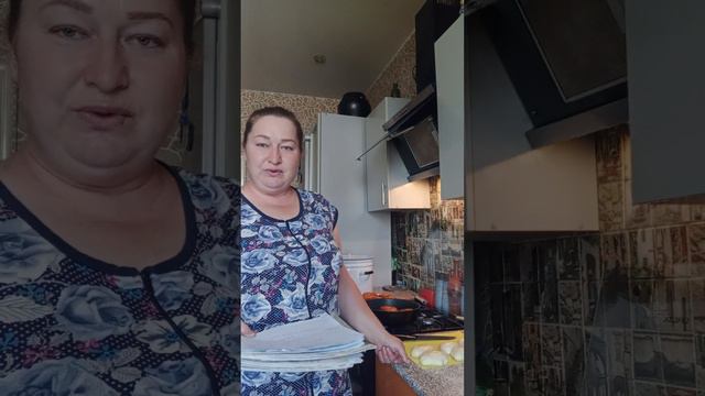 Пирожки с любой начинкой.Дрожжевое тесто которое, не липнет к рукам , не впитывает масло.
