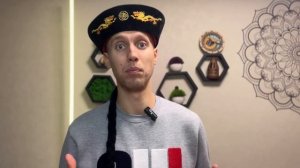 Можно ли пить зеленый чай, чем он полезен ? Зеленый чай повышает или понижает давление как и кофе ?