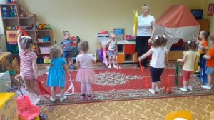 Утренняя гимнастика с лентами