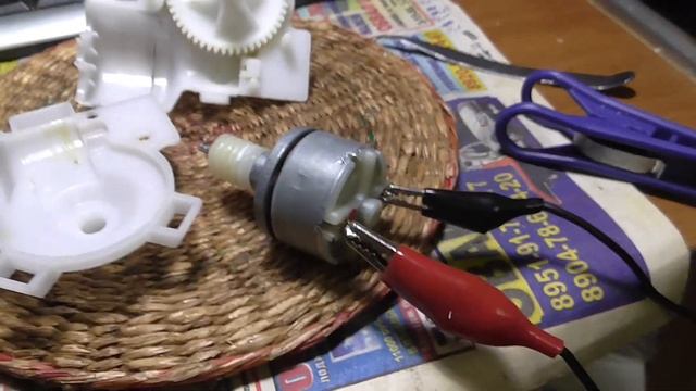 Ремонт электронных качелей Graco. смотреть онлайн