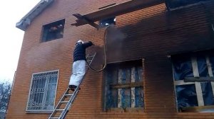 Как очистить фасад дома после пожара?