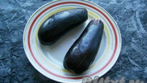 Баклажаны, жареные в соевом соусе с чесноком