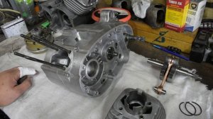 СОБРАЛ ЕЩЕ ОДИН ДВИГАТЕЛЬ В V-50 VAIRAS ОТ ДРУГА ИВАНА. МОПЕД/РИГА/КАРПАТЫ/МОКИК.