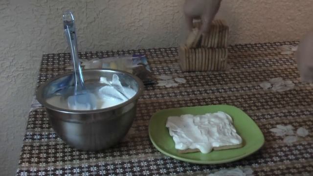 Ленивый тортик из печенья, творога и сгущенки