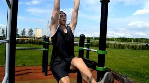 Как научиться стойке на РУКАХ или НЕУДАЧНАЯ стойка на БРУСЬЯХ