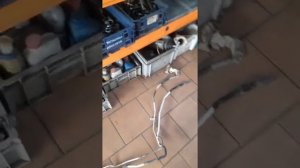 Touareg NF замена заднего контура кондиционера на шланги.