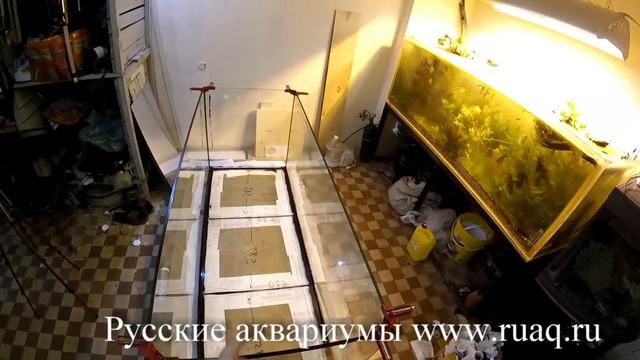 Аквариум 1000л на просроченном герметике