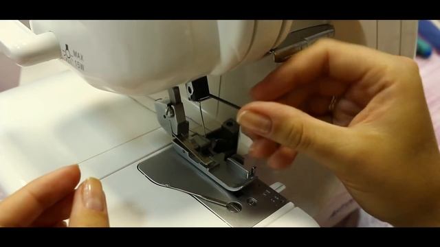 Как ЗАПРАВИТЬ ОВЕРЛОК? || Хочу Шить