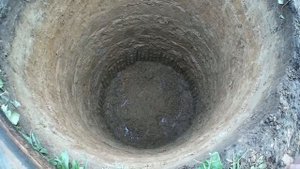 высокие грунтовые воды  как правильно начать копку колодца