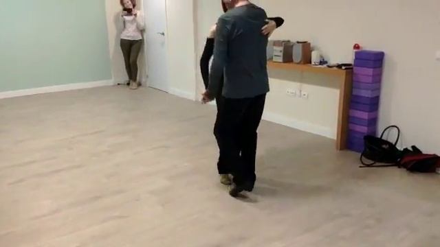 Tango ¡MiLoNGa! PUNTEOS fáciles en caminata paralela. смотреть онлайн