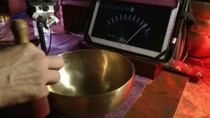 23 см    c 380, a 117, b 126 Hz   СЕМЬ МЕТАЛЛОВ    1621гр     12300р    N 144