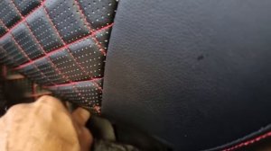 Подушка из овчины на сиденье автомобиля