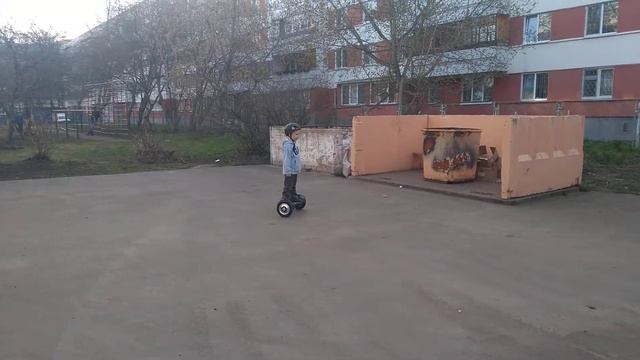 Первый раз на гироскутере смотреть онлайн