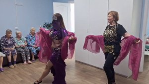 Концерт в доме престарелых «Дом бабушек и дедушек» в Нижнем Новгороде