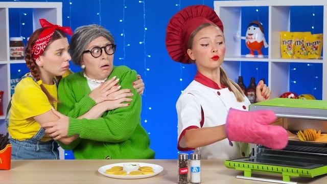 Кулинарный Челлендж: Я против Бабушки | Удивительные Кухонные Рецепты от BaRaDa Challenge смотреть онлайн