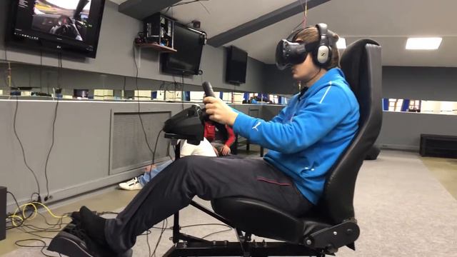 Автосимулятор VR Project CARS Клуб виртуальной реальности CyberLab71