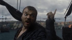 Дейенерис сжигает железный флот.Игра Престолов