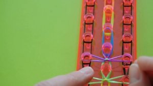 ❤Браслет из резинок. Колосок. Как сплести браслетик из резиночек  в видеоуроке №55❤