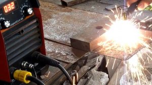 Плазморез Edon CUT 40. Резка метала. Plasma cutting device for metal 3