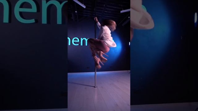 НОВЫЕ ОТКРЫТЫЕ ГРУППЫ ПО EXOTIC POLE DANCE