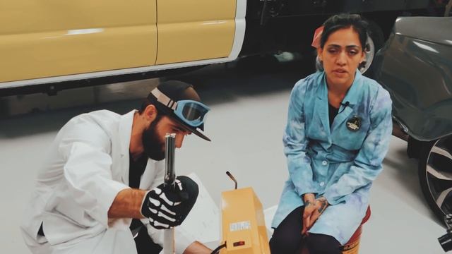 Battle of the Brands: Vinyl Wrap Stretch Tests! смотреть онлайн