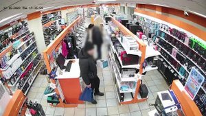 Полицейские Саяногорска раскрыли кражу автомагнитолы