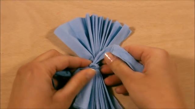 Bastelanleitung: Blumen basteln aus Servietten смотреть онлайн