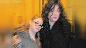 Впервые за 2 года Лолита Милявская встретилась с особенной дочерью Цекало.mp4