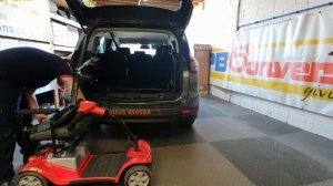 PB Conversions- Ford S Max Elap Carolift 100