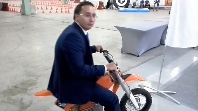Электромотоцикл на выставке Открытые инновации 2014.10.14